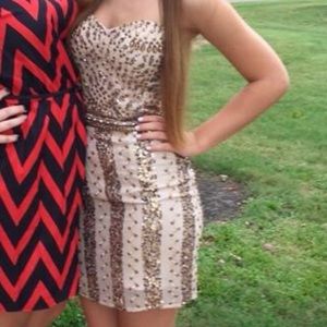HOMECOMING / FORMAL DRESS